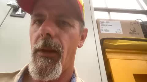 Snapshot of hottymemo69 chatting on 10-15-25, 04:40 hottymemo69 online show from 10-15-25, 04:40