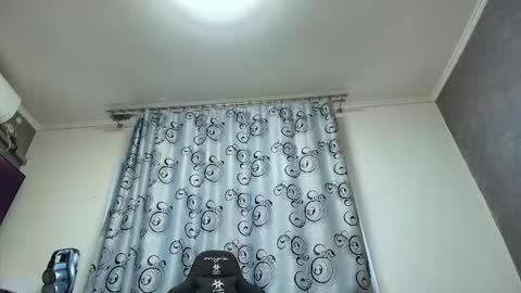 Snapshot of hotvany chatting on 10-26-25, 01:39 Goddess of Luv online show from 10-26-25, 01:39