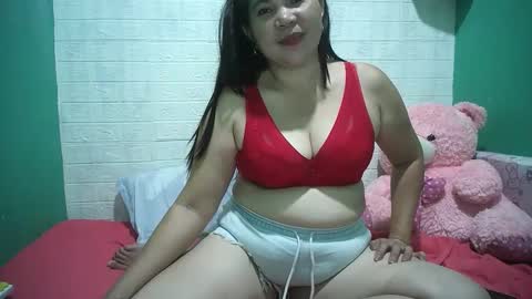 hotwetmommaxxx online show from 12-04-24, 07:39