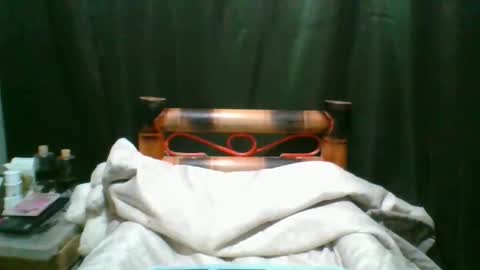 hotwild4uxx online show from 12-18-25, 02:56