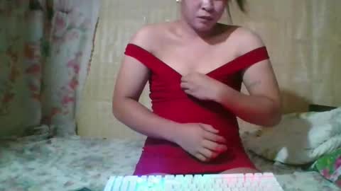 hotwild4uxx online show from 05-04-26, 01:40