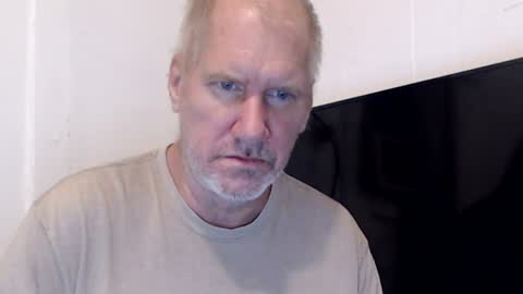 houseflipper online show from 07-29-26, 03:37