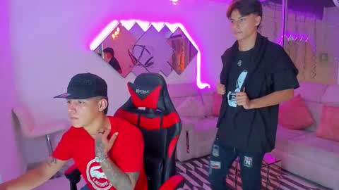 Snapshot of houseofwarrios chatting on 11-18-25, 04:06 we are Harry Jersi pablo and our mod talco online show from 11-18-25, 04:06