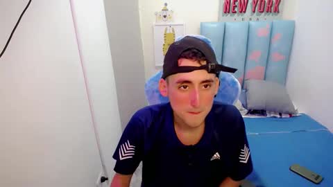 Snapshot of houston_bby_ chatting on 02-22-26, 07:34 HOUSTON online show from 02-22-26, 07:34