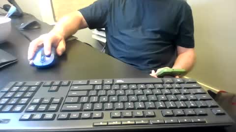 Snapshot of hoverday chatting on 07-16-26, 01:44 hoverday online show from 07-16-26, 01:44