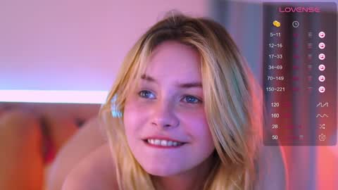 Snapshot of howimeturmum chatting on 01-31-25, 01:02 ash. see u on sunday online show from 01-31-25, 01:02