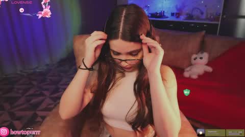 Mia online show from 04-15-26, 05:42