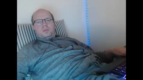 Snapshot of hoyboydkk chatting on 05-05-26, 09:39 Christian online show from 05-05-26, 09:39