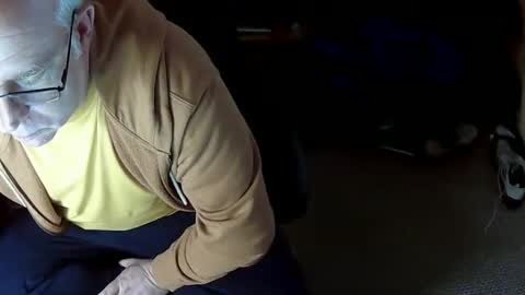 Snapshot of hrnysteve chatting on 12-04-25, 11:08 hrnysteve online show from 12-04-25, 11:08