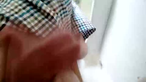 Snapshot of hrubesch2019 chatting on 05-13-26, 11:07 hrubesch2019 online show from 05-13-26, 11:07