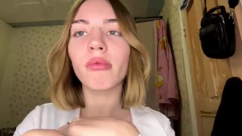 hsiuscherich online show from 11-22-25, 10:14