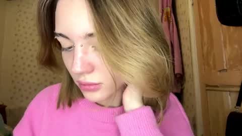 hsiuscherich online show from 11-23-25, 10:04