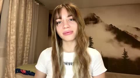 hsiuscherich online show from 12-17-25, 02:12