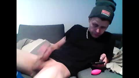 hubikush22 online show from 01-03-25, 02:30