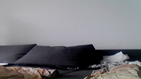 Snapshot of hubikush22 chatting on 07-18-26, 01:37 hubikush22 online show from 07-18-26, 01:37