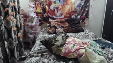 hugeassdevil online show from 02-03-25, 05:56