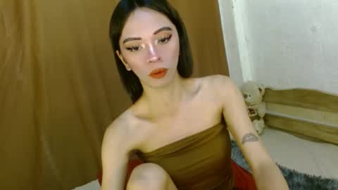 Snapshot of hugecock_caraxx chatting on 01-28-25, 10:45 Cara online show from 01-28-25, 10:45