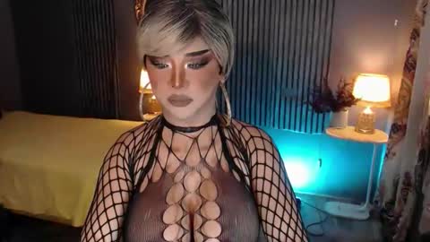 Christine online show from 12-17-25, 08:20