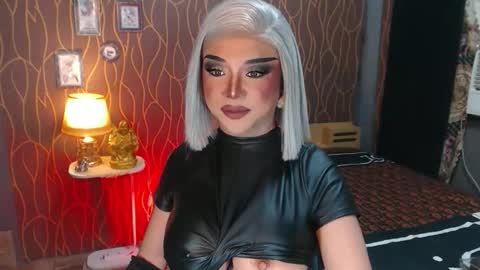 Christine online show from 01-10-26, 07:43