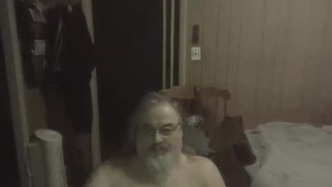 Snapshot of huggybear566 chatting on 02-17-26, 10:56 lonely huggy bear online show from 02-17-26, 10:56