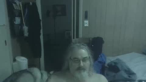 Snapshot of huggybear566 chatting on 02-20-26, 04:29 lonely huggy bear online show from 02-20-26, 04:29