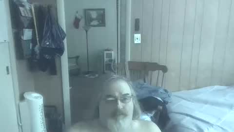 Snapshot of huggybear566 chatting on 02-25-26, 07:12 lonely huggy bear online show from 02-25-26, 07:12