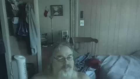 Snapshot of huggybear566 chatting on 03-08-26, 01:37 lonely huggy bear online show from 03-08-26, 01:37