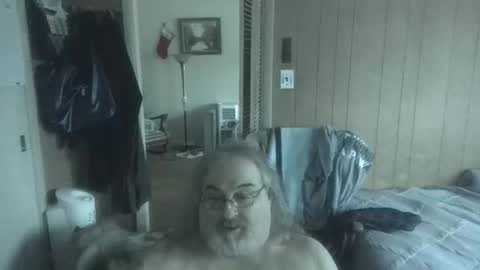 Snapshot of huggybear566 chatting on 04-08-26, 02:39 lonely huggy bear online show from 04-08-26, 02:39