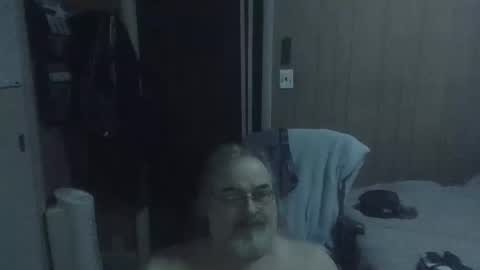 Snapshot of huggybear566 chatting on 04-16-26, 10:05 lonely huggy bear online show from 04-16-26, 10:05
