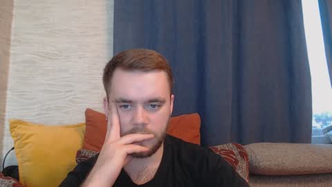 Snapshot of hugo__brad chatting on 12-08-24, 12:19 Hugo online show from 12-08-24, 12:19