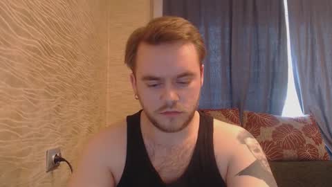 Snapshot of hugo__brad chatting on 02-15-25, 02:00 Hugo online show from 02-15-25, 02:00