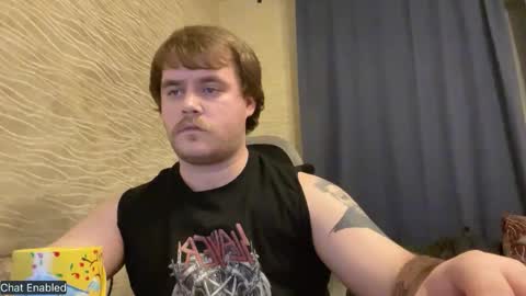 Snapshot of hugo__brad chatting on 02-26-26, 06:40 Hugo online show from 02-26-26, 06:40