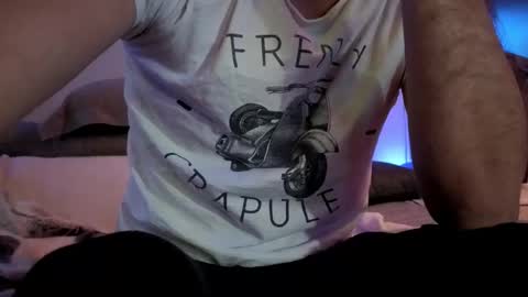 Snapshot of hugolandcam chatting on 03-01-25, 04:33 Hugo online show from 03-01-25, 04:33