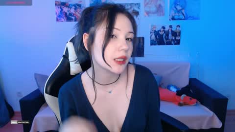 Snapshot of hugomin chatting on 02-04-25, 04:26 HugoMin online show from 02-04-25, 04:26