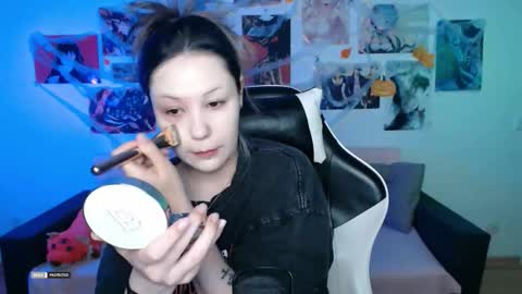 Snapshot of hugomin chatting on 10-14-25, 05:47 HugoMin online show from 10-14-25, 05:47