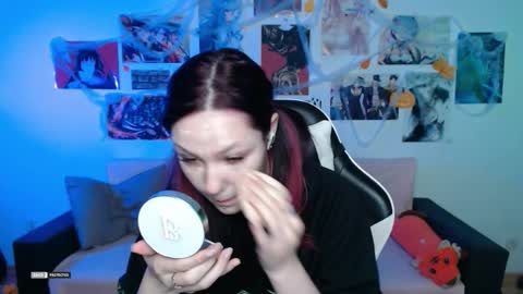 Snapshot of hugomin chatting on 11-06-25, 02:45 HugoMin online show from 11-06-25, 02:45