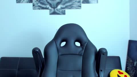 Eli online show from 01-14-25, 02:40