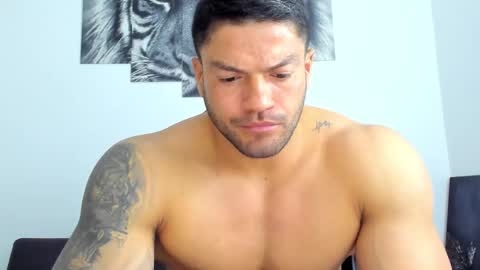 Eli online show from 10-28-25, 01:42