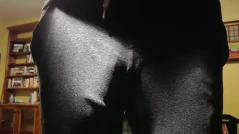 Snapshot of hung_hot_fit10 chatting on 12-03-25, 05:48 Big uncut cock dripping online show from 12-03-25, 05:48