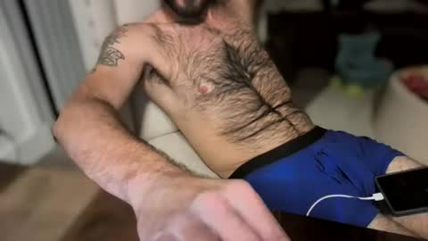 Snapshot of hungbistud916 chatting on 12-01-25, 05:23 hungbistud916 online show from 12-01-25, 05:23