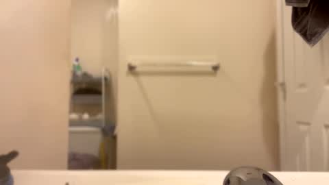 hungbwc99999 online show from 03-17-26, 02:05