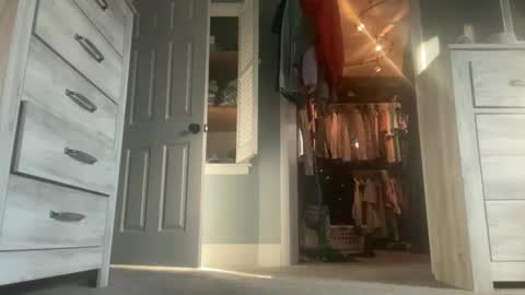 Snapshot of hungcoboy chatting on 01-14-25, 08:15 HungSlut online show from 01-14-25, 08:15