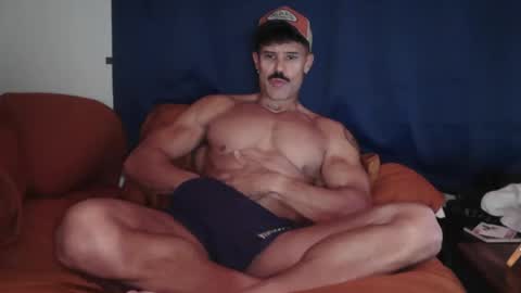 Snapshot of hungdong9 chatting on 12-03-25, 05:48 Hung Jake - online show from 12-03-25, 05:48