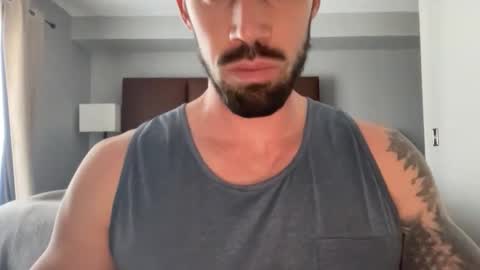 Snapshot of hunggrymuscles chatting on 03-18-26, 06:44 hunggrymuscles online show from 03-18-26, 06:44