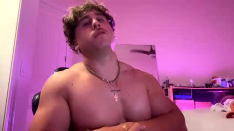 hungkingg22 online show from 03-06-25, 06:41