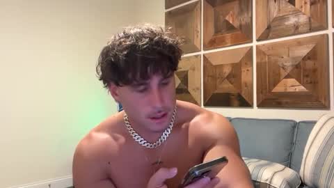 hungkingg22 online show from 09-23-25, 04:15