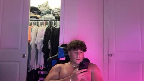 hungkingg22 online show from 02-16-26, 09:11