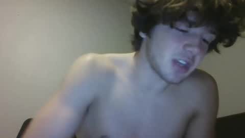 Snapshot of hunglikecrazyy chatting on 05-26-26, 02:18 Tyler online show from 05-26-26, 02:18
