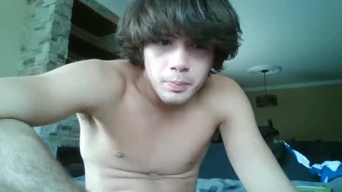 Snapshot of hunglikecrazyy chatting on 05-30-26, 02:03 Tyler online show from 05-30-26, 02:03