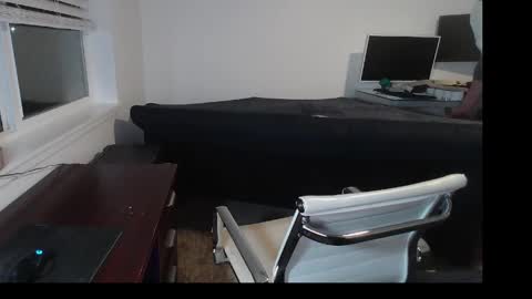 hungmtnman2256 online show from 04-08-26, 04:12